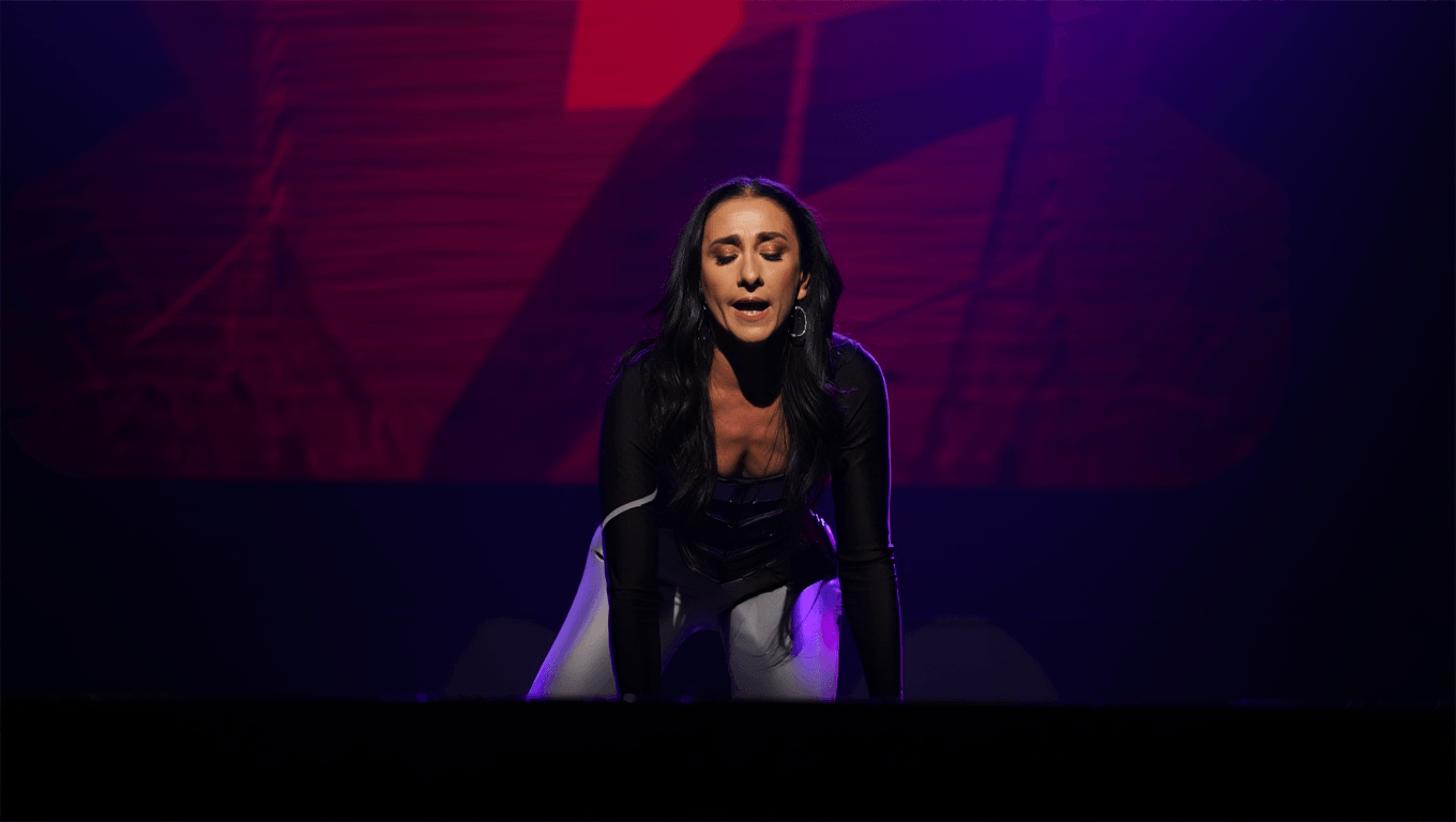 Rumänien mit Schocker-Song beim ESC: Geht „Choke Me“ zu weit?