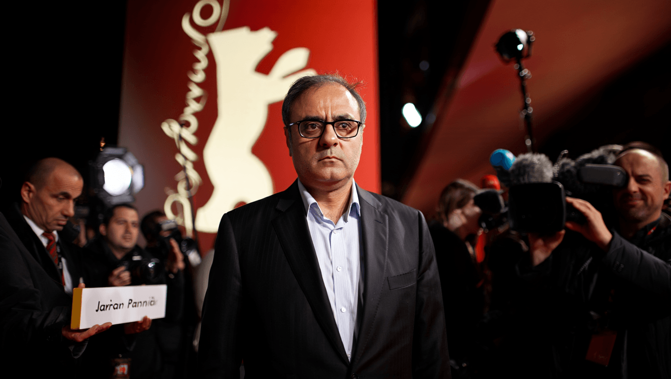 Berlinale honours jailed Iranian director