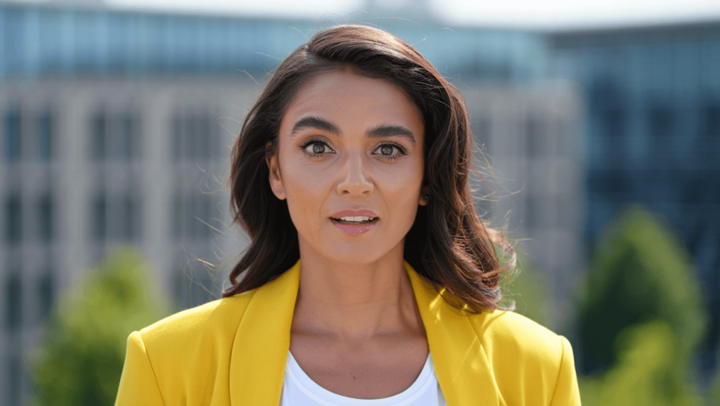 Nina Chuba hat Stuttgart-Beef: Sängerin reagiert jetzt mit Memes